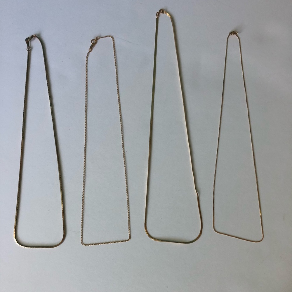 4 gold necklaces set